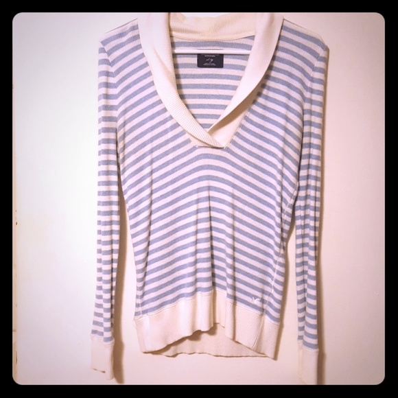 American Eagle sweater - Picture 1 of 3